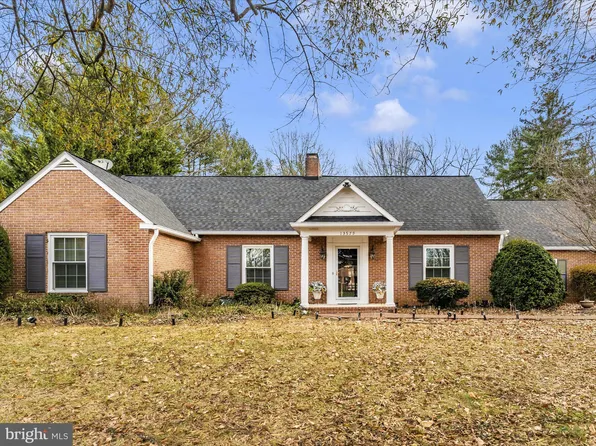 13579 Donnybrook Dr, Hagerstown, MD 21742