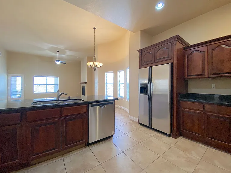 11413 Pifas Nevarez Pl — Photo 10