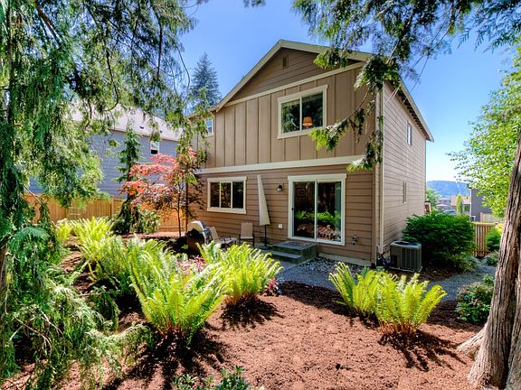 4th image of 26725 NE 144th Ct