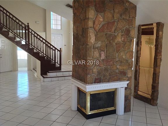 5th image of 3316 Hyannis Cir