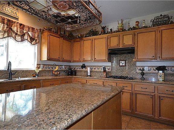 5th image of 6139 El Dorado Dr