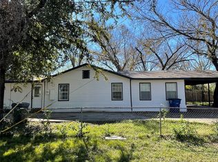 1041 Bradfield Rd, Dallas, TX 75217