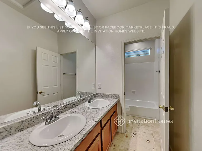 13607 W Acapulco Ln — Photo 23