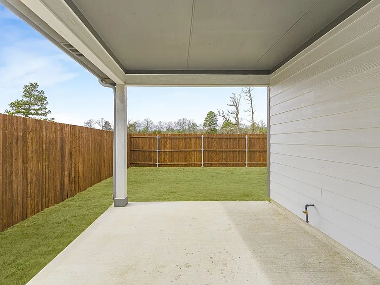 1543 Brooke Dr — Photo 19