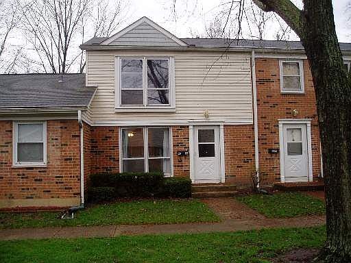 1st image of 2055 Essex Ct