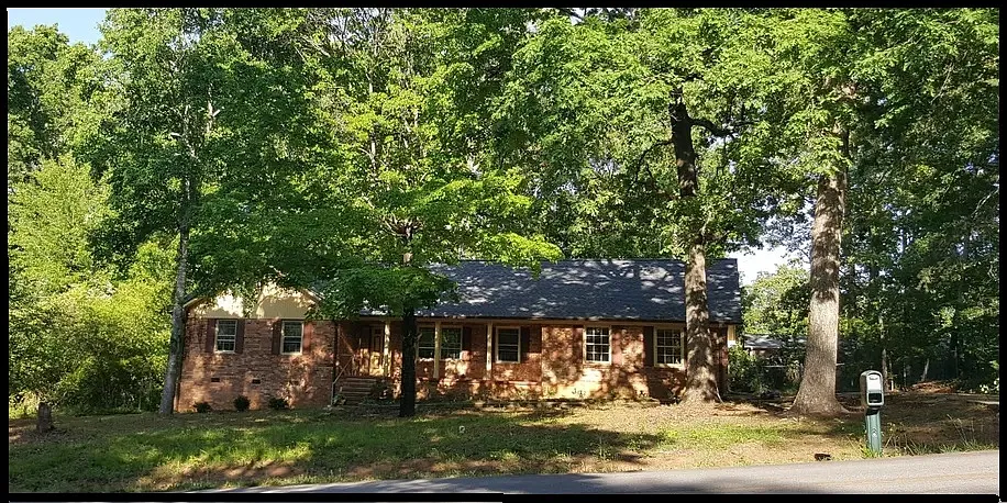 821 White Oak Hill Dr