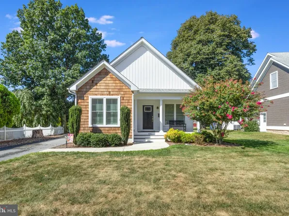 406 Nylon Blvd, Seaford, DE 19973
