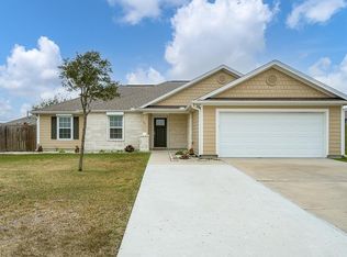 211 Seaside Loop, Rockport, TX 78382
