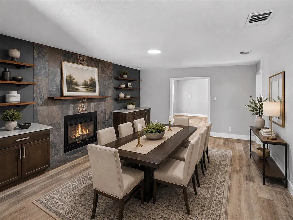 4 bed, 2.5 bath, 2250 sqft, $2,800 — Photo 4