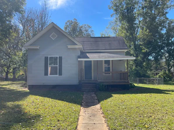 211 Circle St, Edgefield, SC 29824
