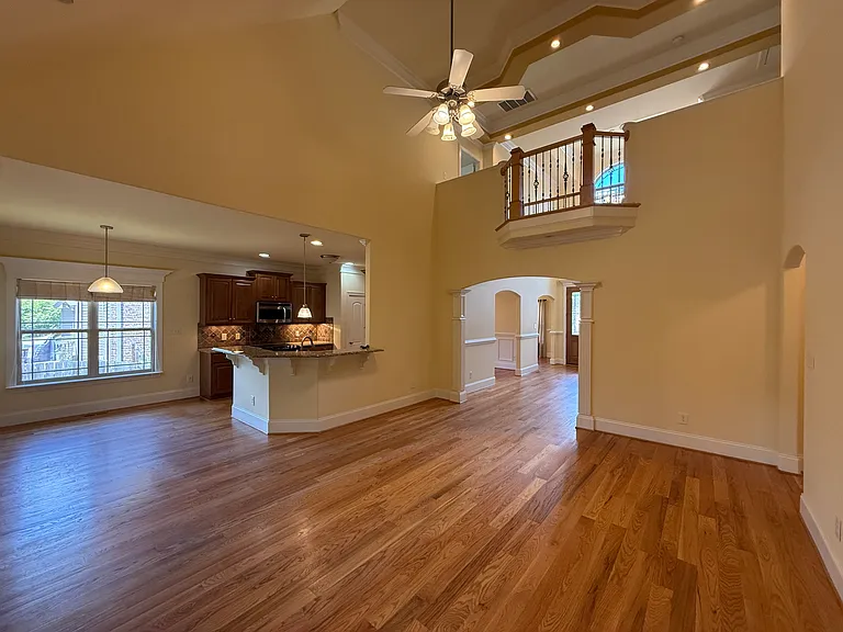 1340 Stonecroft Ct — Photo 10