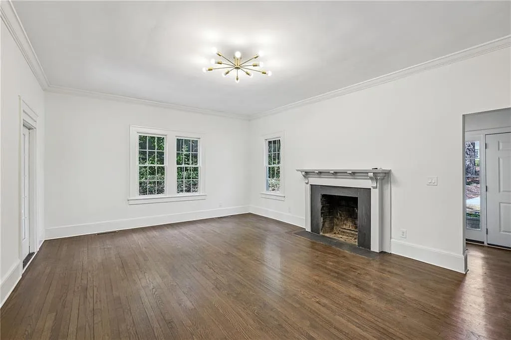 4 bed, 3.5 bath, $6,995 — Photo 4