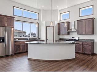 1022 27th Ave W, West Fargo, ND