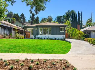 21712 Dumetz Rd, Woodland Hills, CA 91364