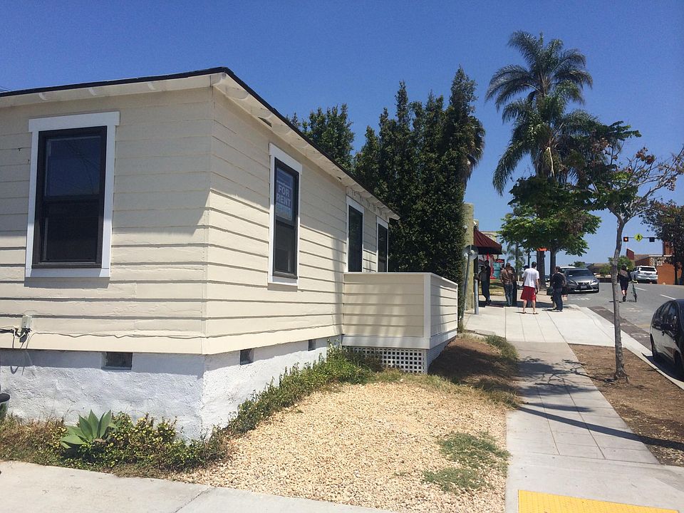 1st image of 2626 University Ave
