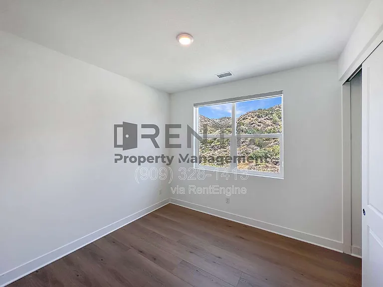 19206 Blackthorn Dr — Photo 35