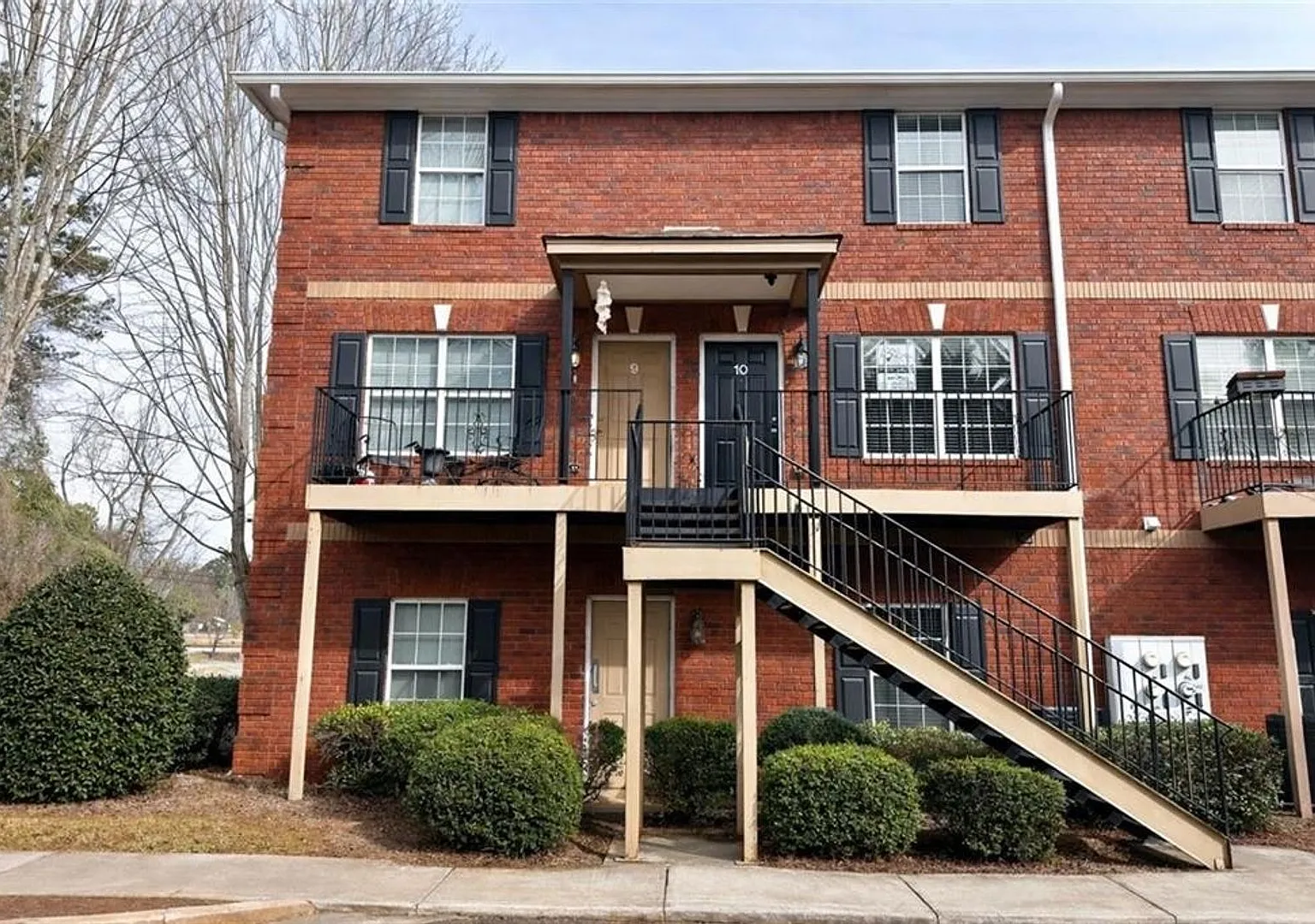 105 Whitehead Rd. A-10 — Photo 1