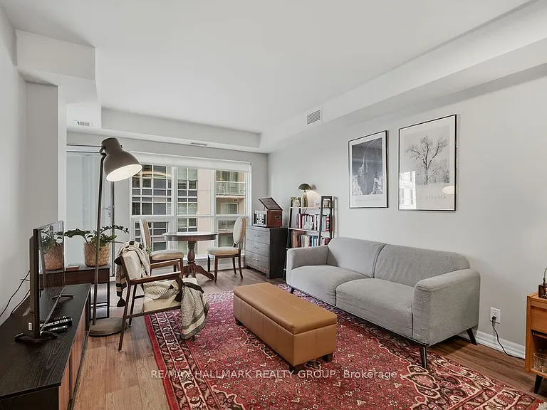242 Rideau St #1406 — Photo 5