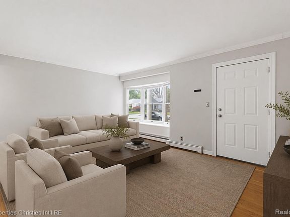 4th image of 2424 Dallas Ave