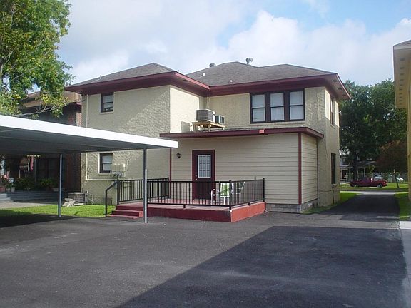 2nd image of 1547 Castle Ct APT 3