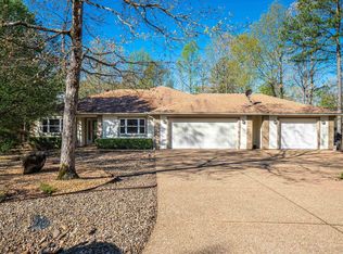 27 Rocoso Dr, Hot Springs Village, AR 71909