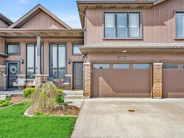 11944 Thistledown Ave, Windsor, ON N8P 0B7