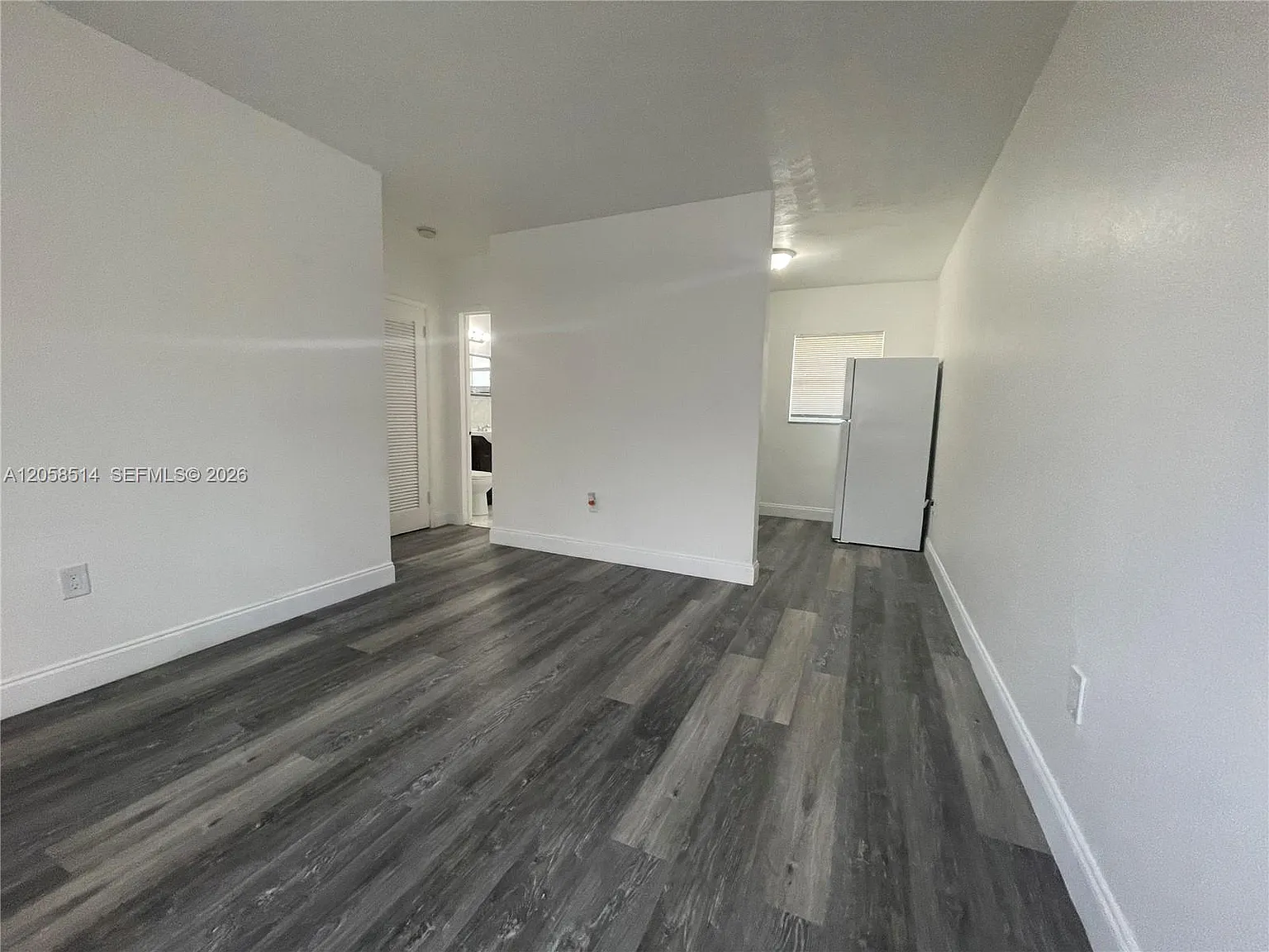 Fulford Heights — Photo 3