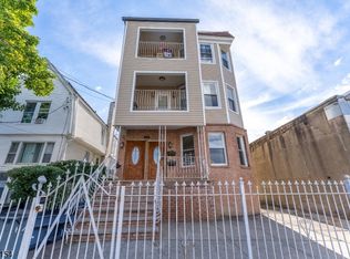 590 Hawthorne Ave, Newark, NJ 07112