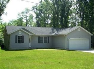 615 Oriole Dr, Roaming Shores, OH 44084
