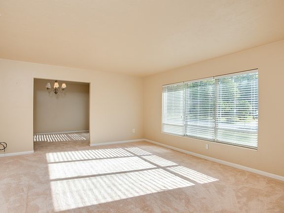 4th image of 2520 NW 67th Ter