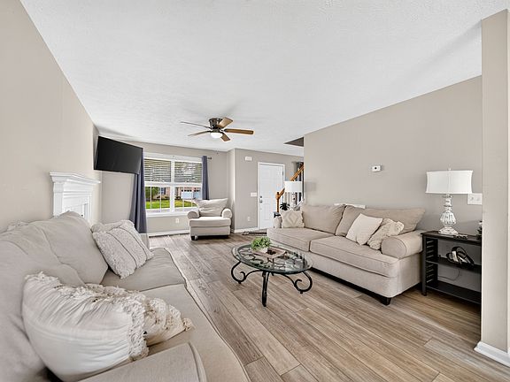 3rd image of 1237 Murray Ct