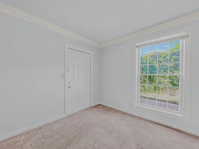 207 Harwell Ave — Photo 18