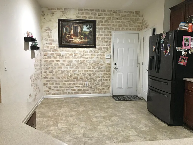 3947 Lionheart Dr — Photo 5