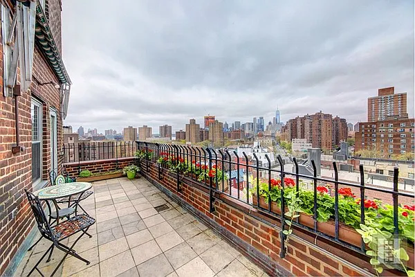 Sold by Halstead Real Estate | media 13