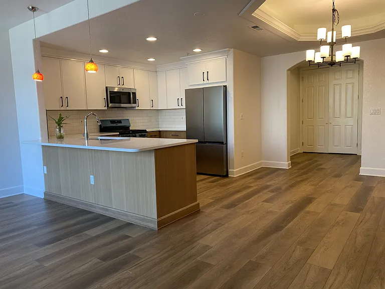 1735 N Ogden St #101 — Photo 7