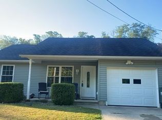 408 Mulberry St, Barnesville, OH 43713