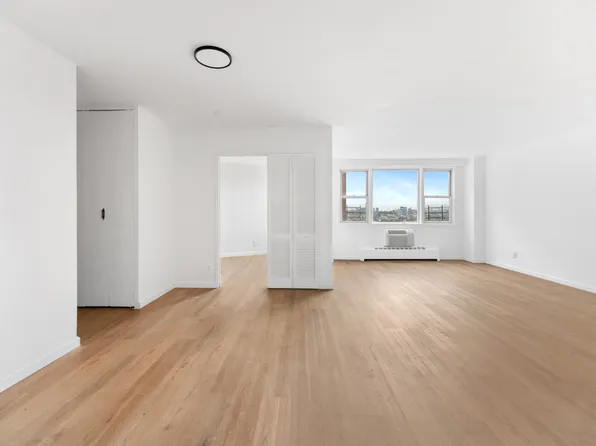 1655 Flatbush Avenue B1912 image 1 of 13