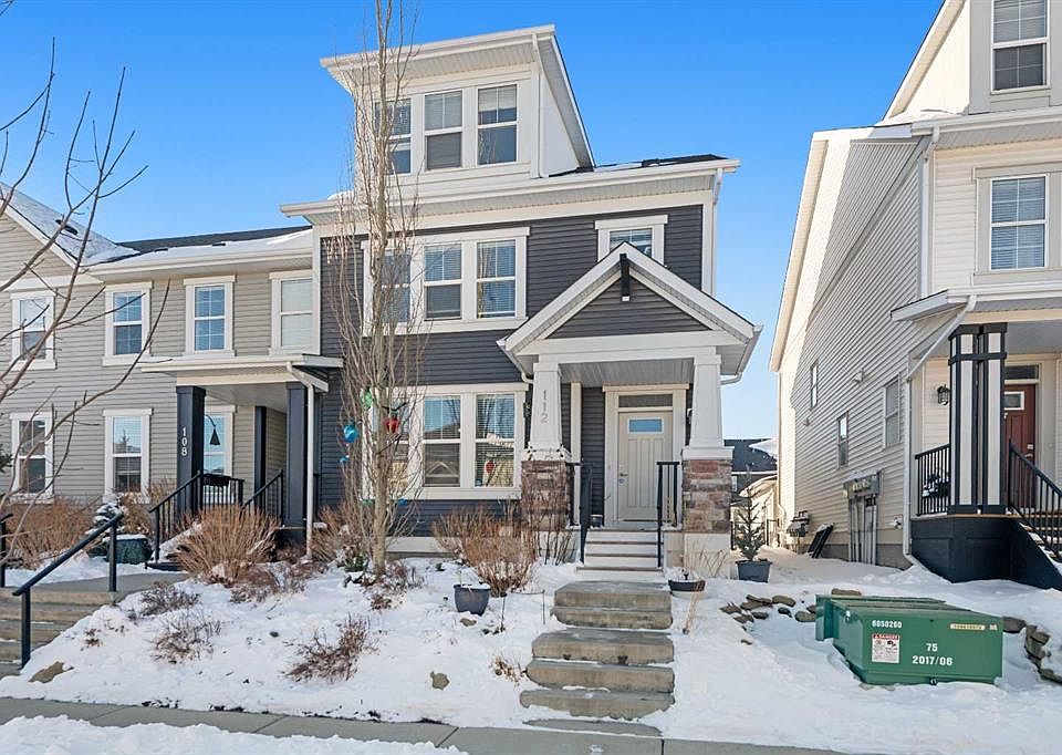 1st image of 112 S Point Ct SW