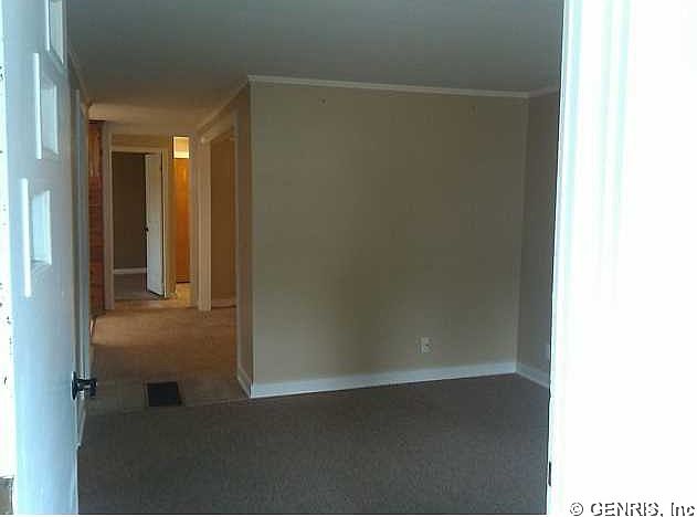 2nd image of 4 University Ave