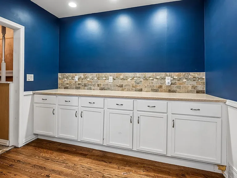 535 N Pebble St — Photo 11