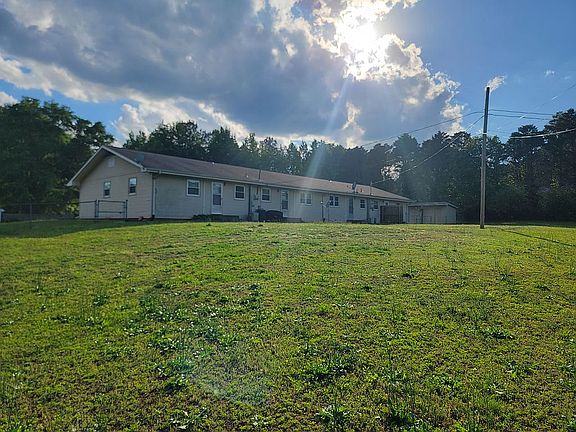 4th image of 50 Deer Park Rd