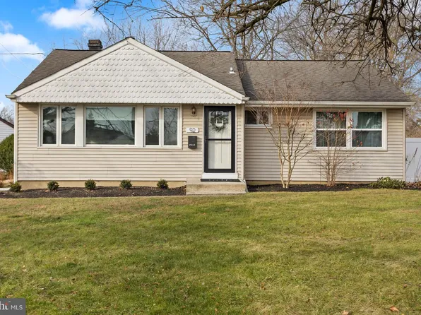 92 Baker Blvd, Marlton, NJ 08053