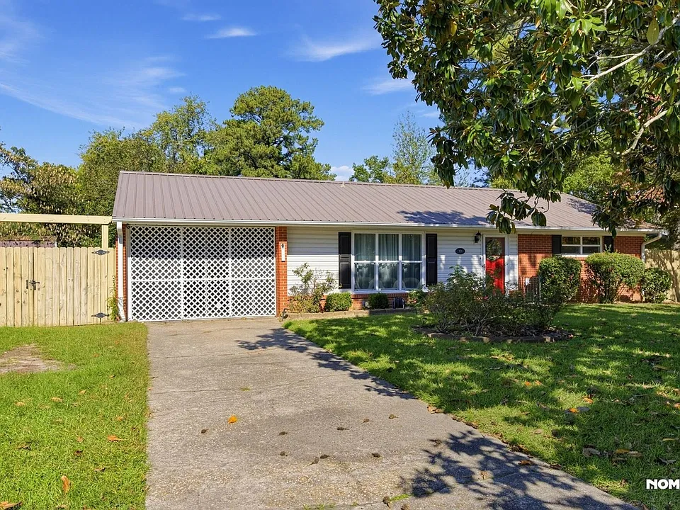 924 Stoneykirk Dr