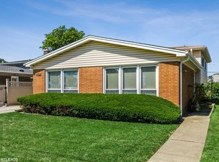5708 Oakton St, Morton Grove, IL 60053
