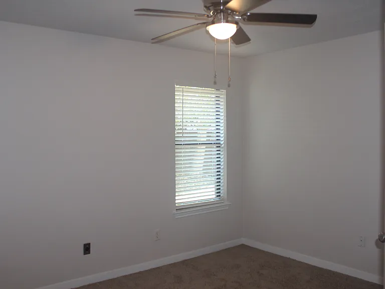 3815 Snowdance Ct — Photo 18