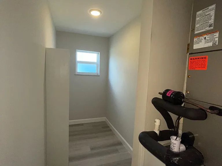 661 Hernando St — Photo 12
