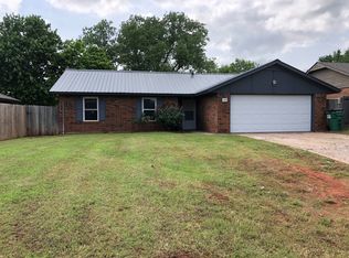 328 Crestdale, Noble, OK 73068