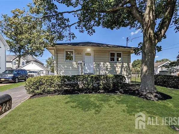 223 Elizabeth Ave, Piscataway, NJ 08854