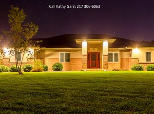 4890 Sage Rd, Rochester, IL 62563