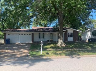 12163 Branridge Rd, Florissant, MO 63033